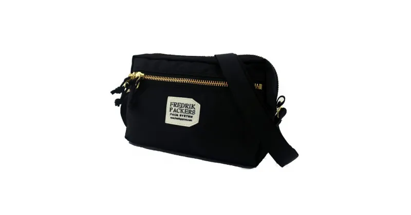 【ふるさと納税】 FREDRIK PACKERS 420D SNUG SHOULDER [M] (BLACK／NAVY) 2色 フレドリックパッカーズ ショルダーバッグ 肩掛け 軽量 メンズ レディース Mサイズ 黒 紺 ブラック ネイビー 日本製 熊本県 送料無料